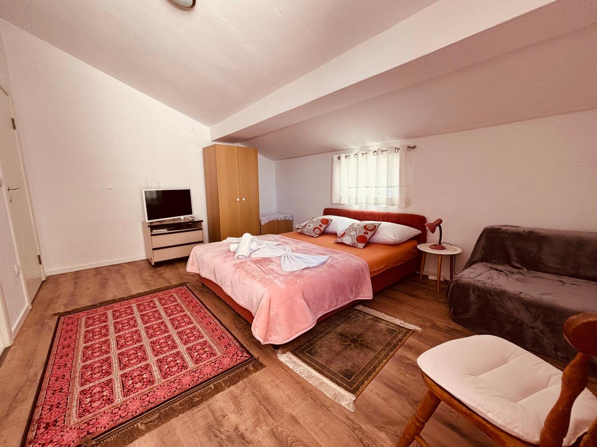 Rooms & App Minka Jadranovo Εξωτερικό φωτογραφία